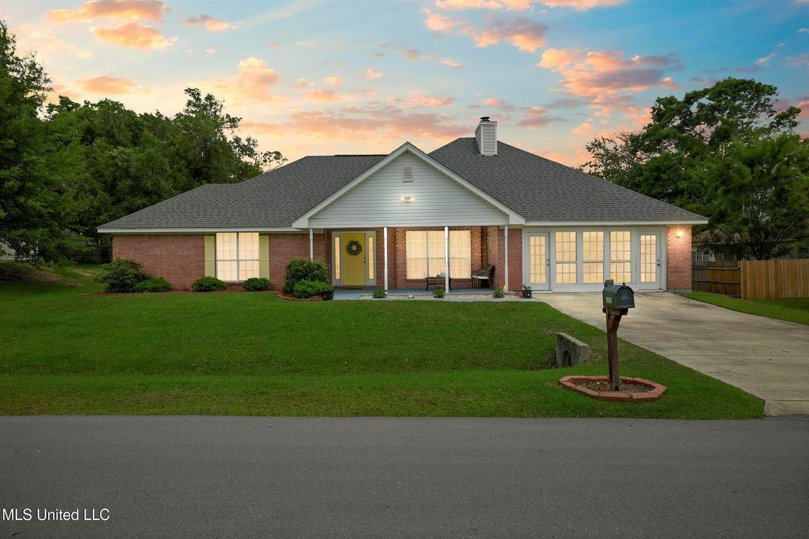 11066 Bayview Lane, Biloxi, MS 39532