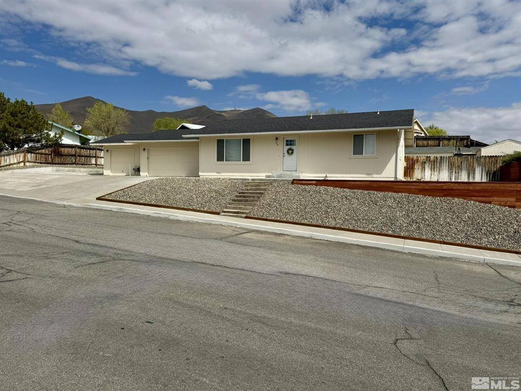 574 W National Ave, Winnemucca, NV 89445