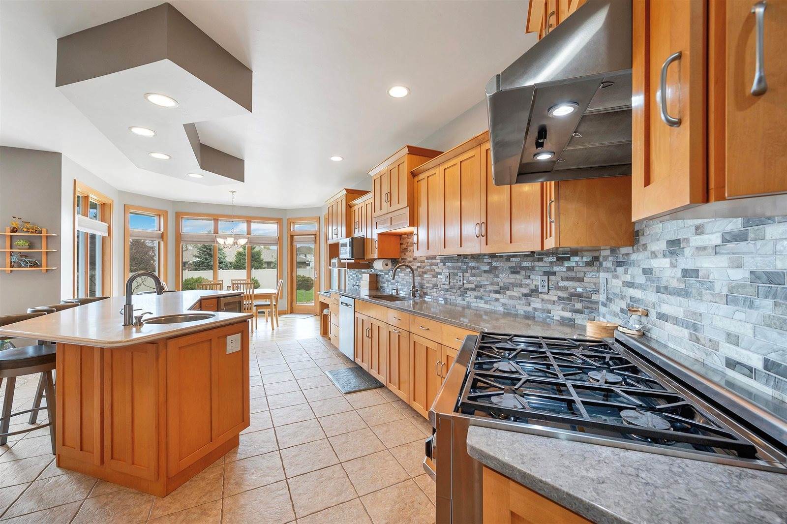 1520 Belle Plane Circle, Howard, WI 54313