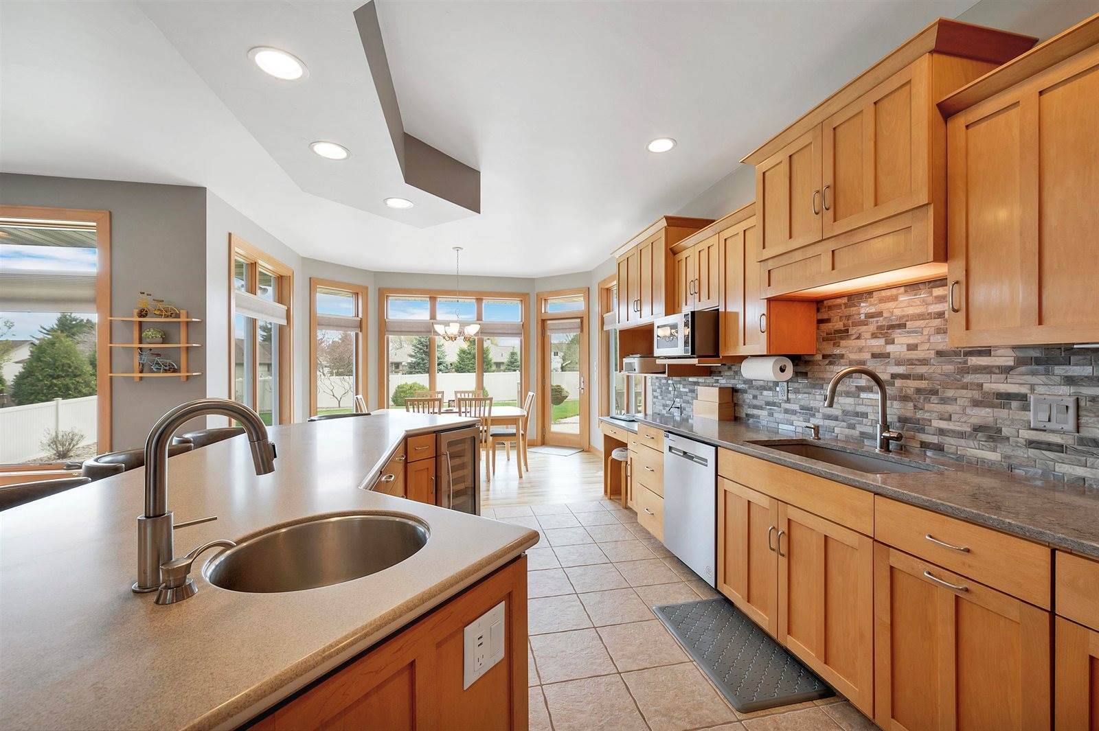 1520 Belle Plane Circle, Howard, WI 54313