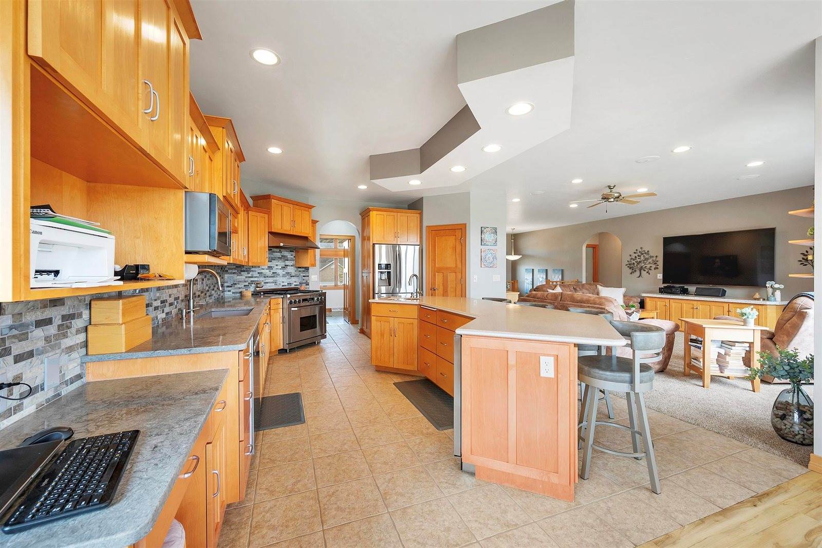 1520 Belle Plane Circle, Howard, WI 54313