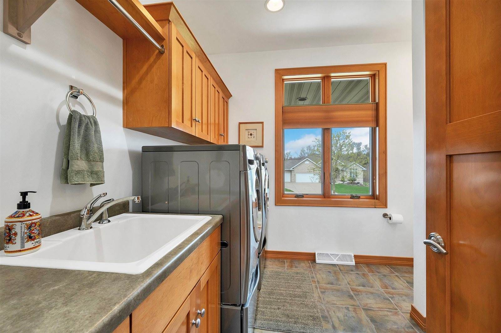 1520 Belle Plane Circle, Howard, WI 54313