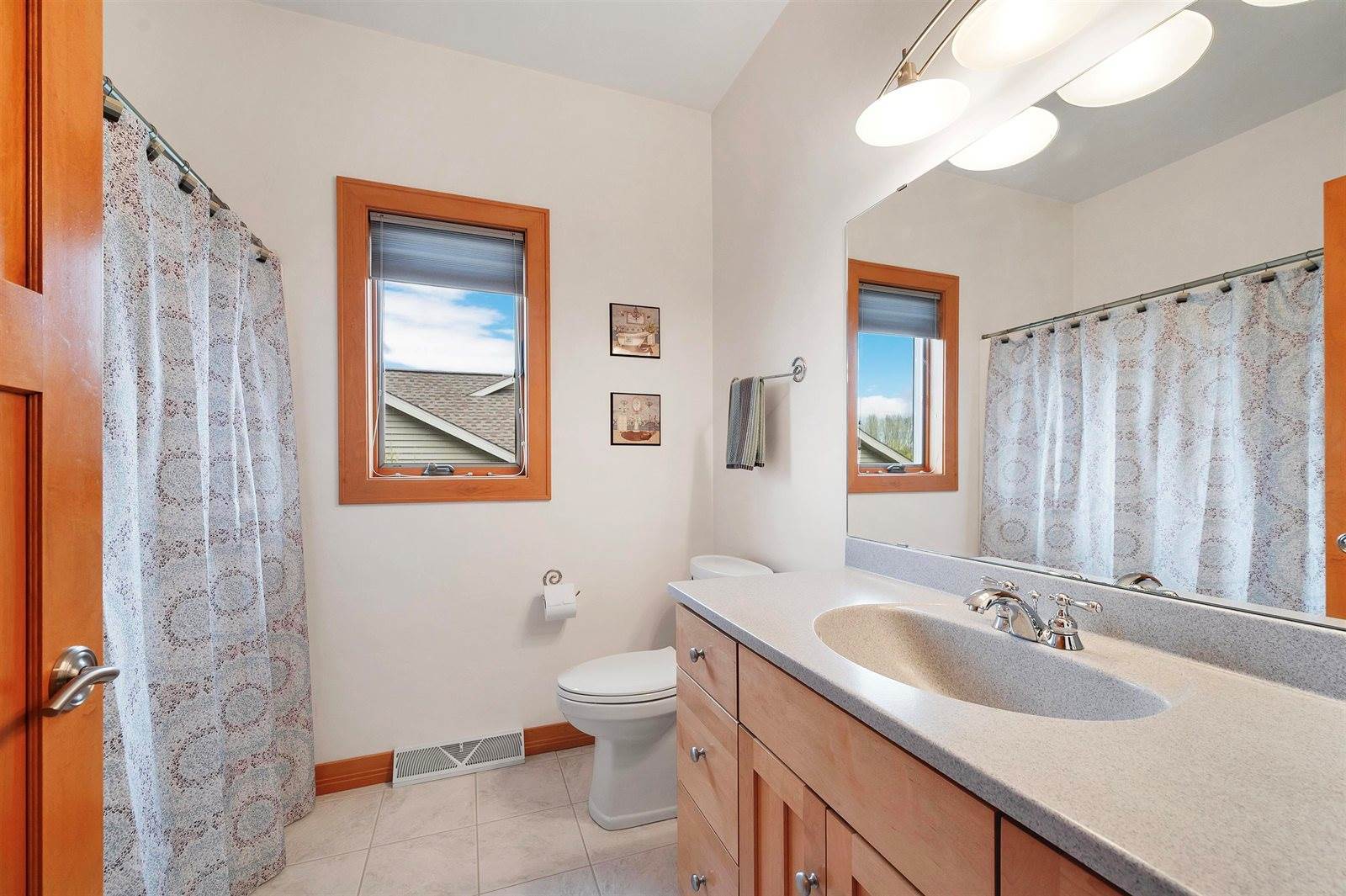 1520 Belle Plane Circle, Howard, WI 54313