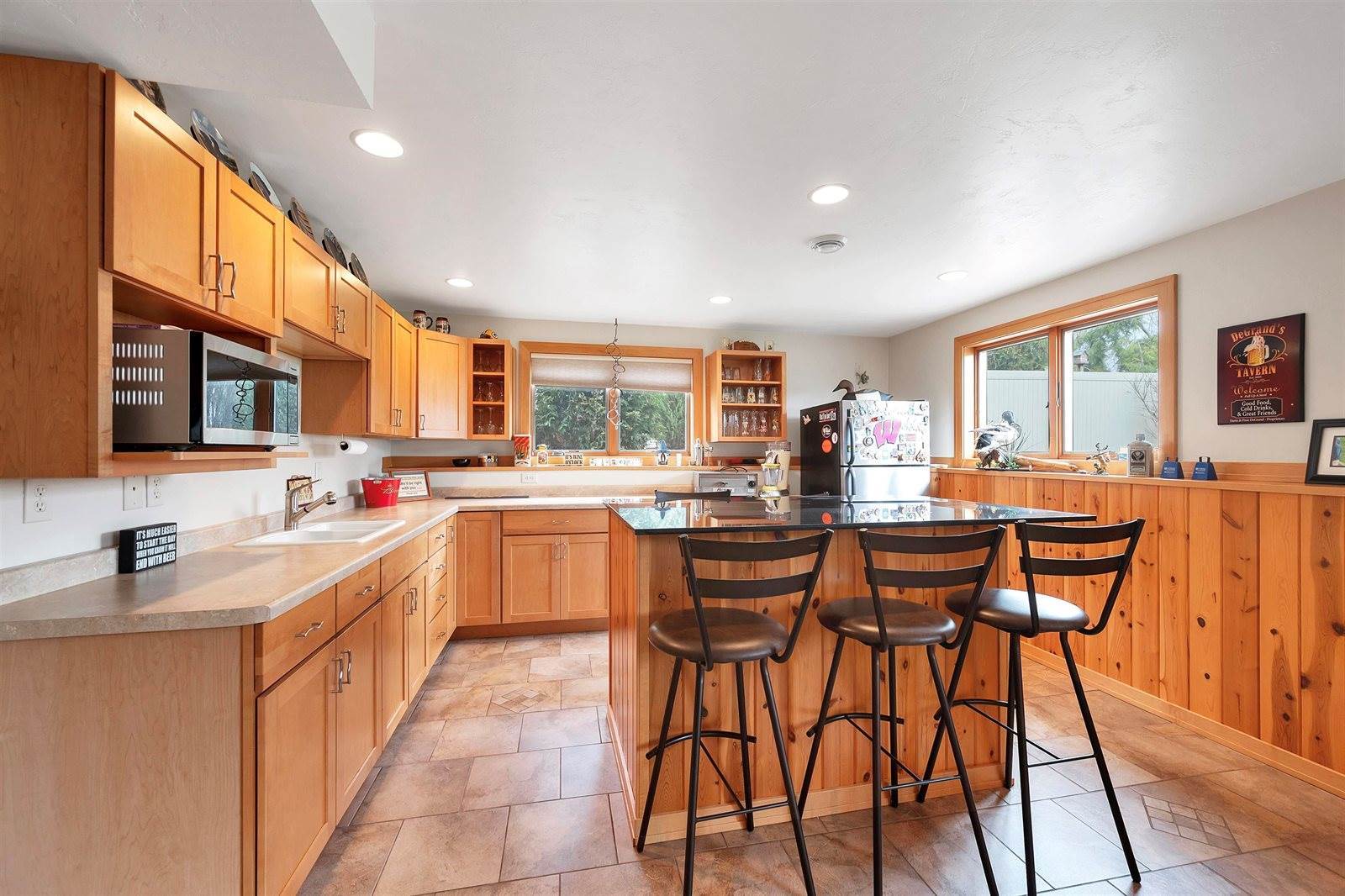 1520 Belle Plane Circle, Howard, WI 54313