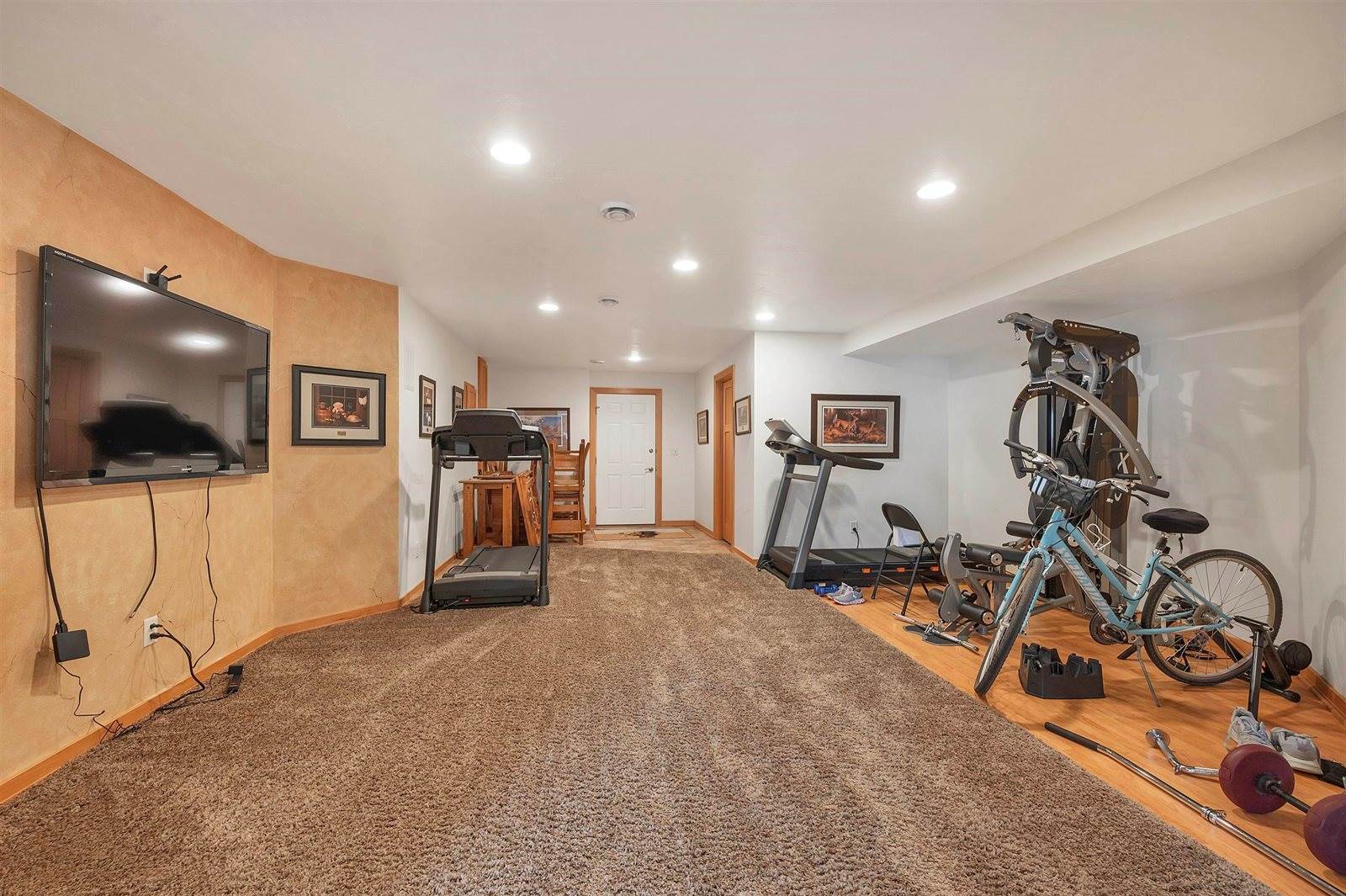 1520 Belle Plane Circle, Howard, WI 54313