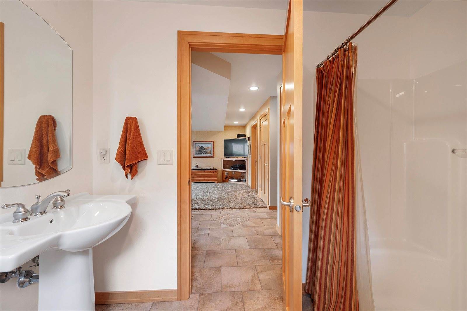 1520 Belle Plane Circle, Howard, WI 54313