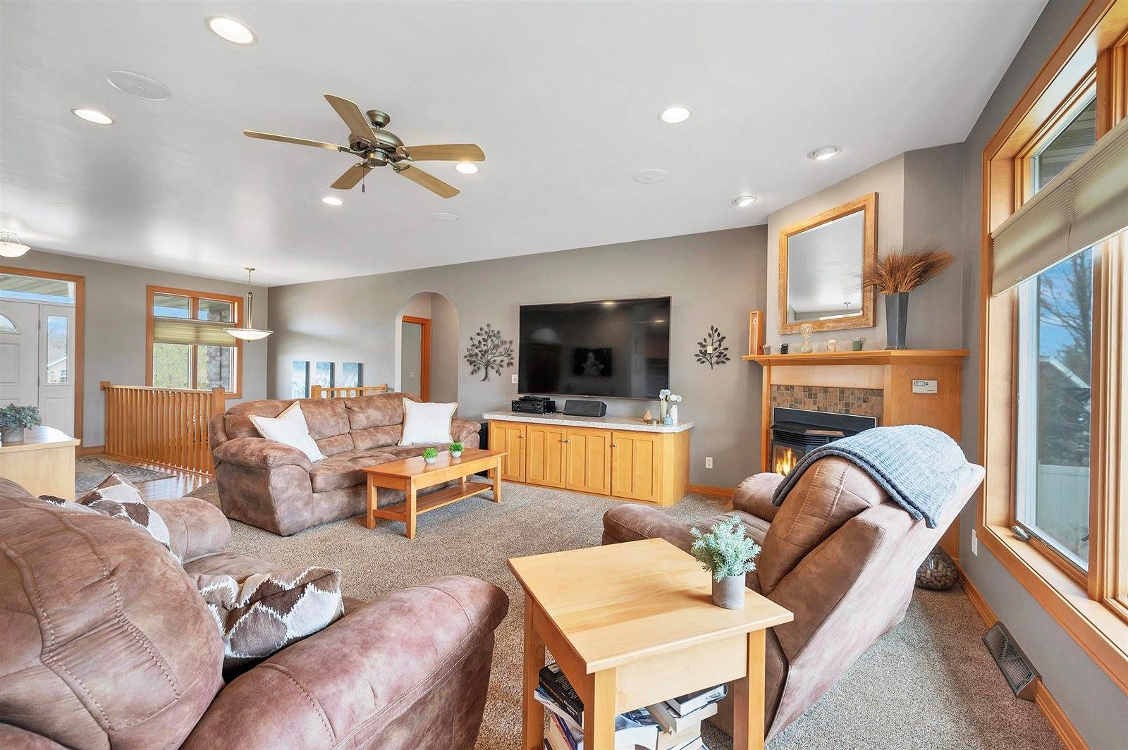 1520 Belle Plane Circle, Howard, WI 54313