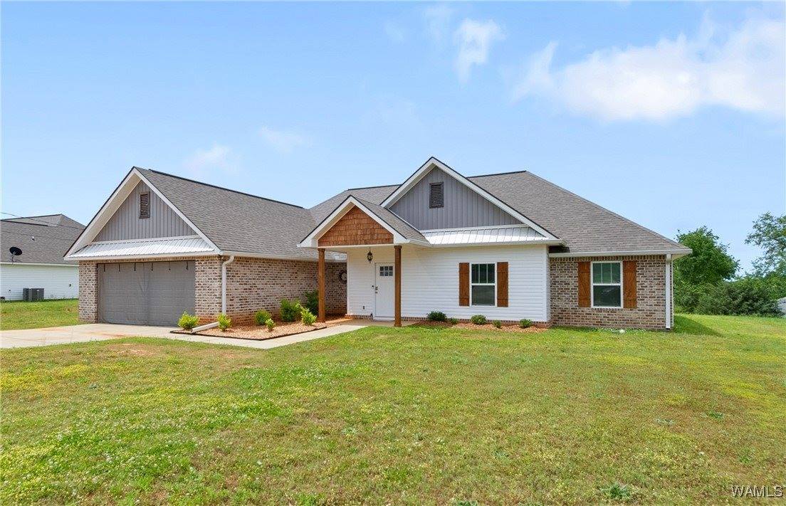 164 Rob Lee Street, Moundville, AL 35474