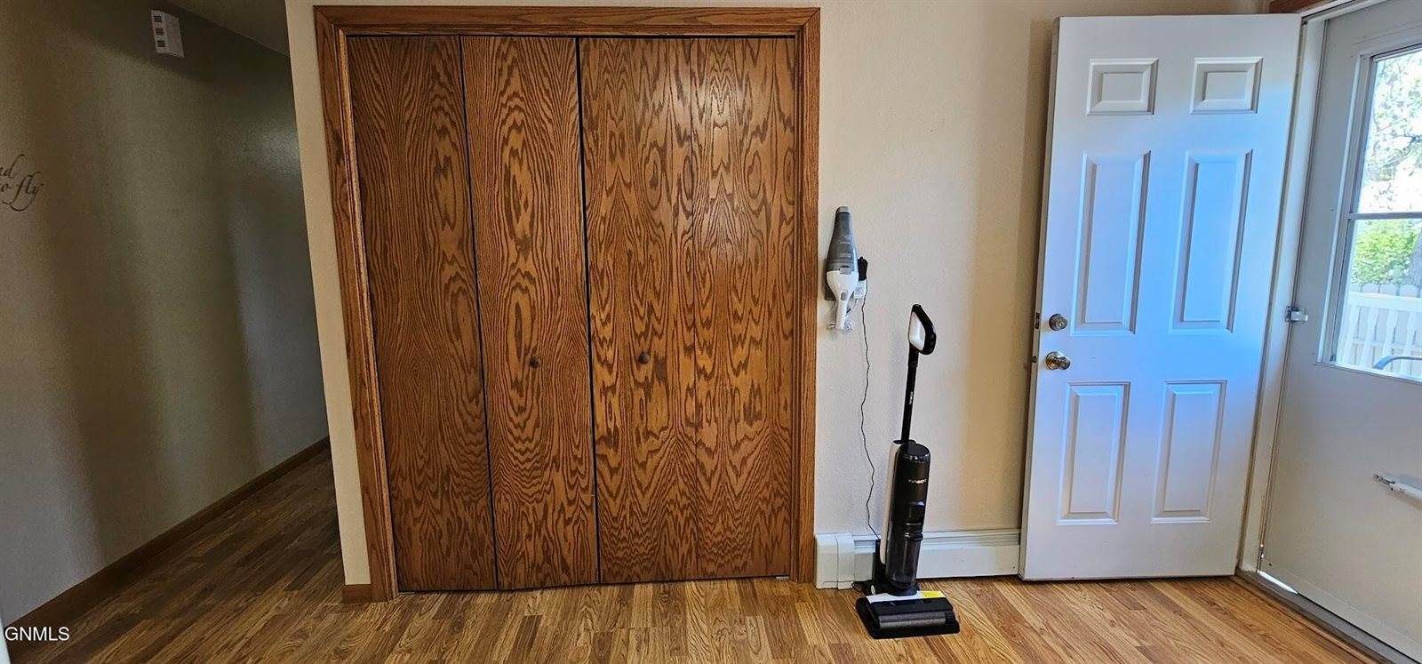 1013 5th Avenue NW, Mandan, ND 58554