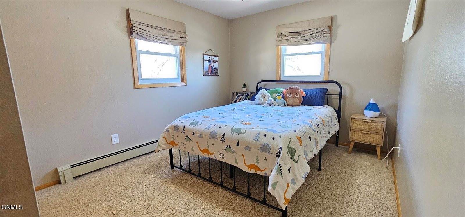 1013 5th Avenue NW, Mandan, ND 58554