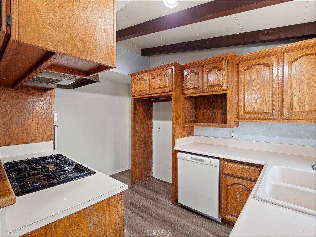 27310 Seco Canyon Road, Saugus, CA 91350