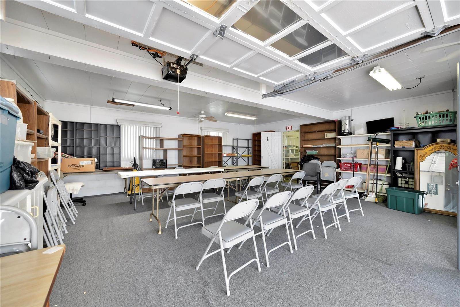 1201 50th Avenue Plaza West, Bradenton, FL 34207