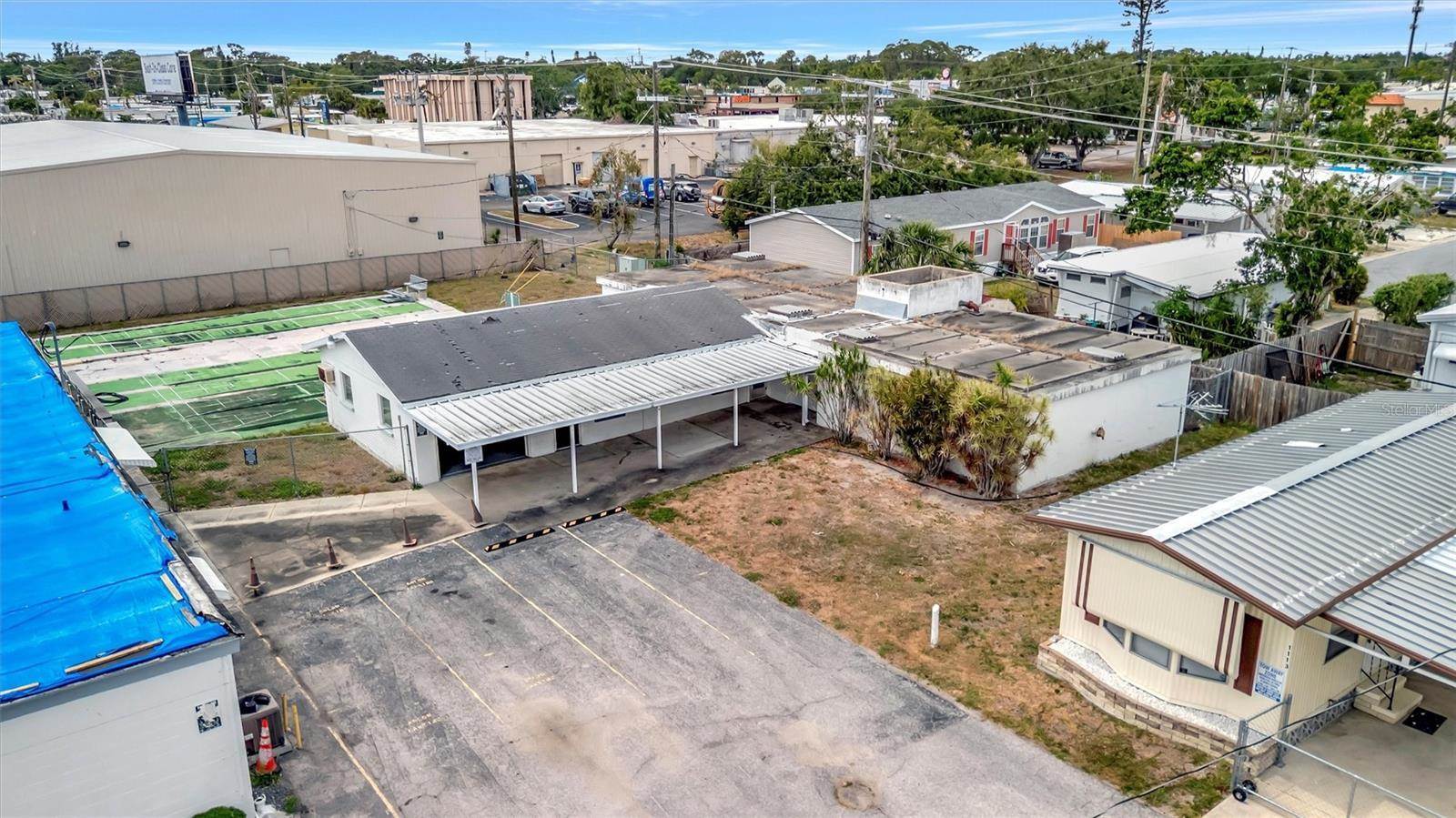 1201 50th Avenue Plaza West, Bradenton, FL 34207