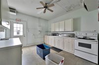 1201 50th Avenue Plaza West, Bradenton, FL 34207