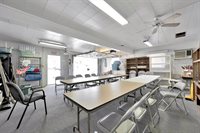 1201 50th Avenue Plaza West, Bradenton, FL 34207