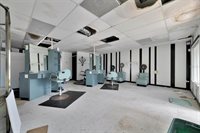 1201 50th Avenue Plaza West, Bradenton, FL 34207