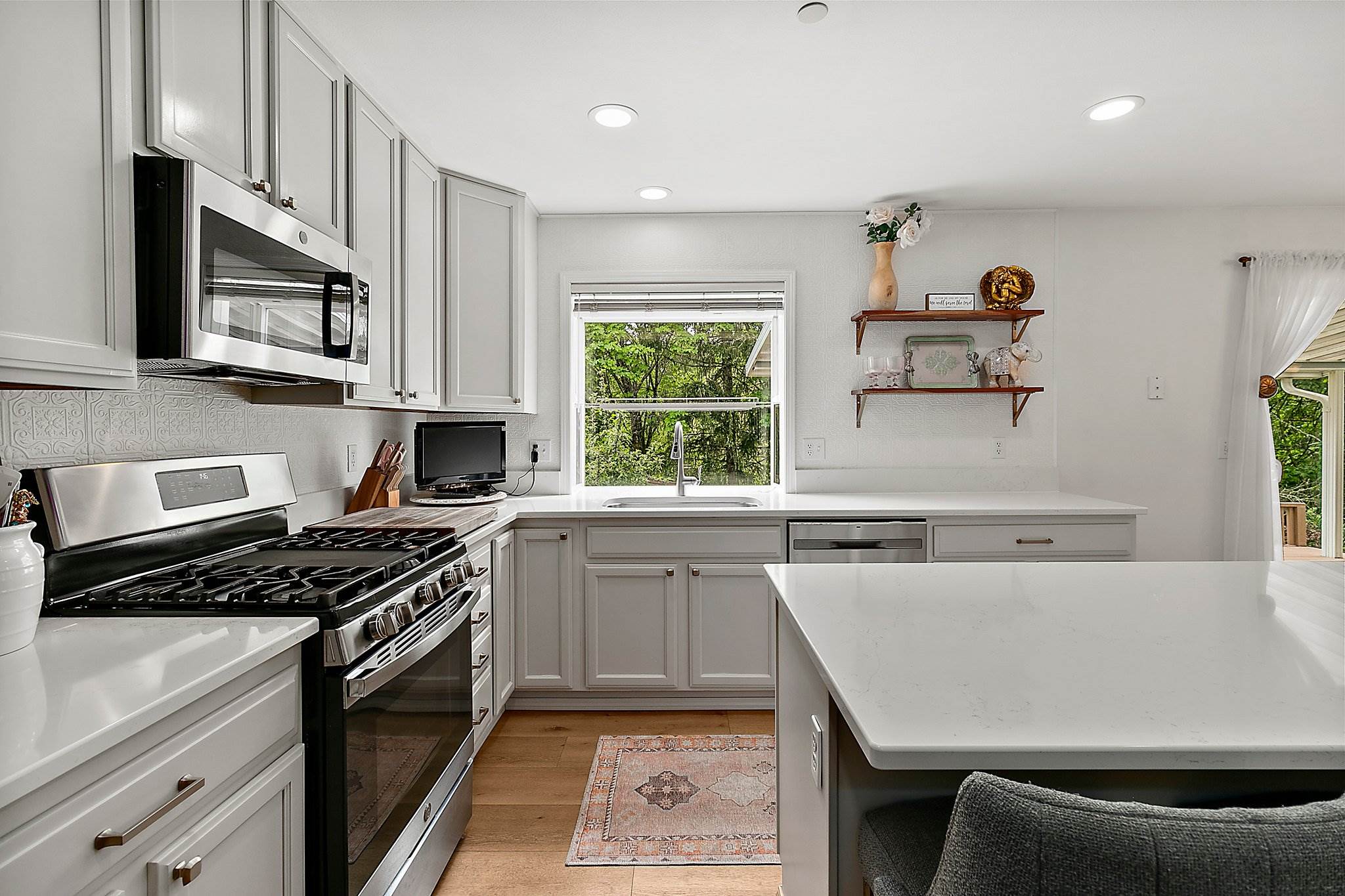 2681 Meyer Street,, DuPont, WA 98327