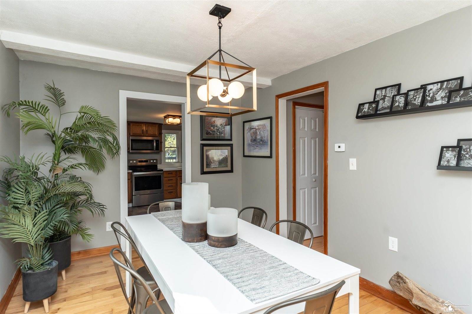 13802 Biscayne Avenue, Monroe, MI 48161