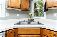 13802 Biscayne Avenue, Monroe, MI 48161