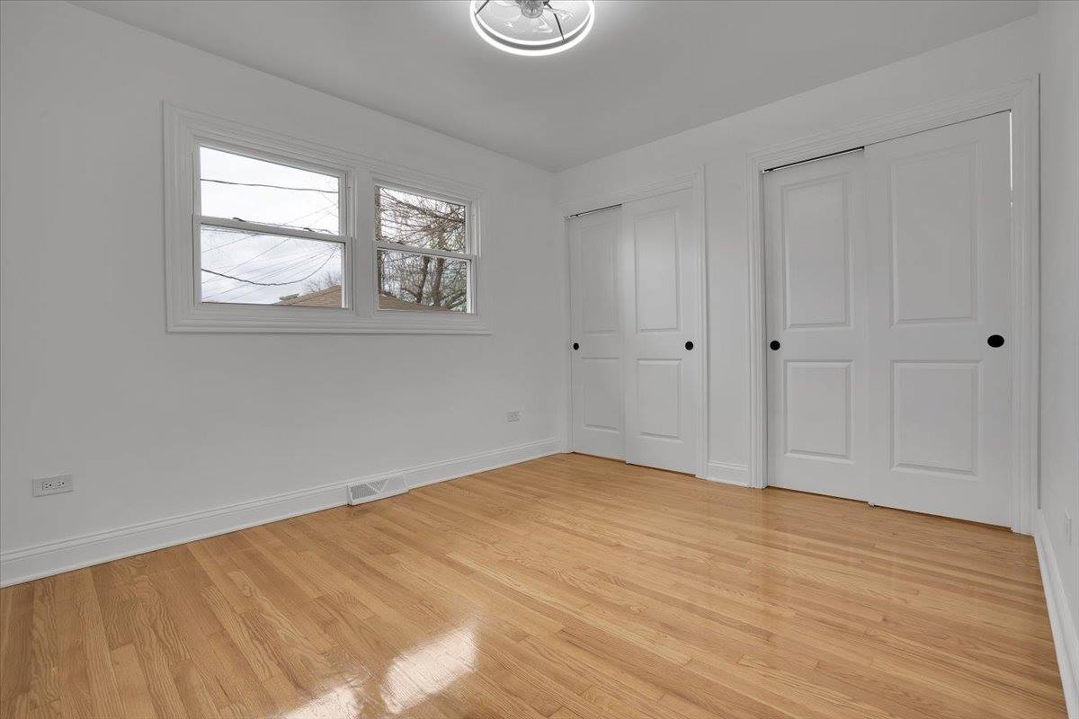 2720 West Seipp Street, Chicago, IL 60652