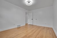 2720 West Seipp Street, Chicago, IL 60652