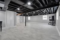 2720 West Seipp Street, Chicago, IL 60652