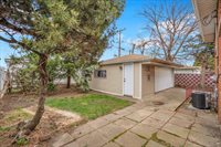 2720 West Seipp Street, Chicago, IL 60652