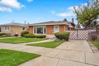 2720 West Seipp Street, Chicago, IL 60652