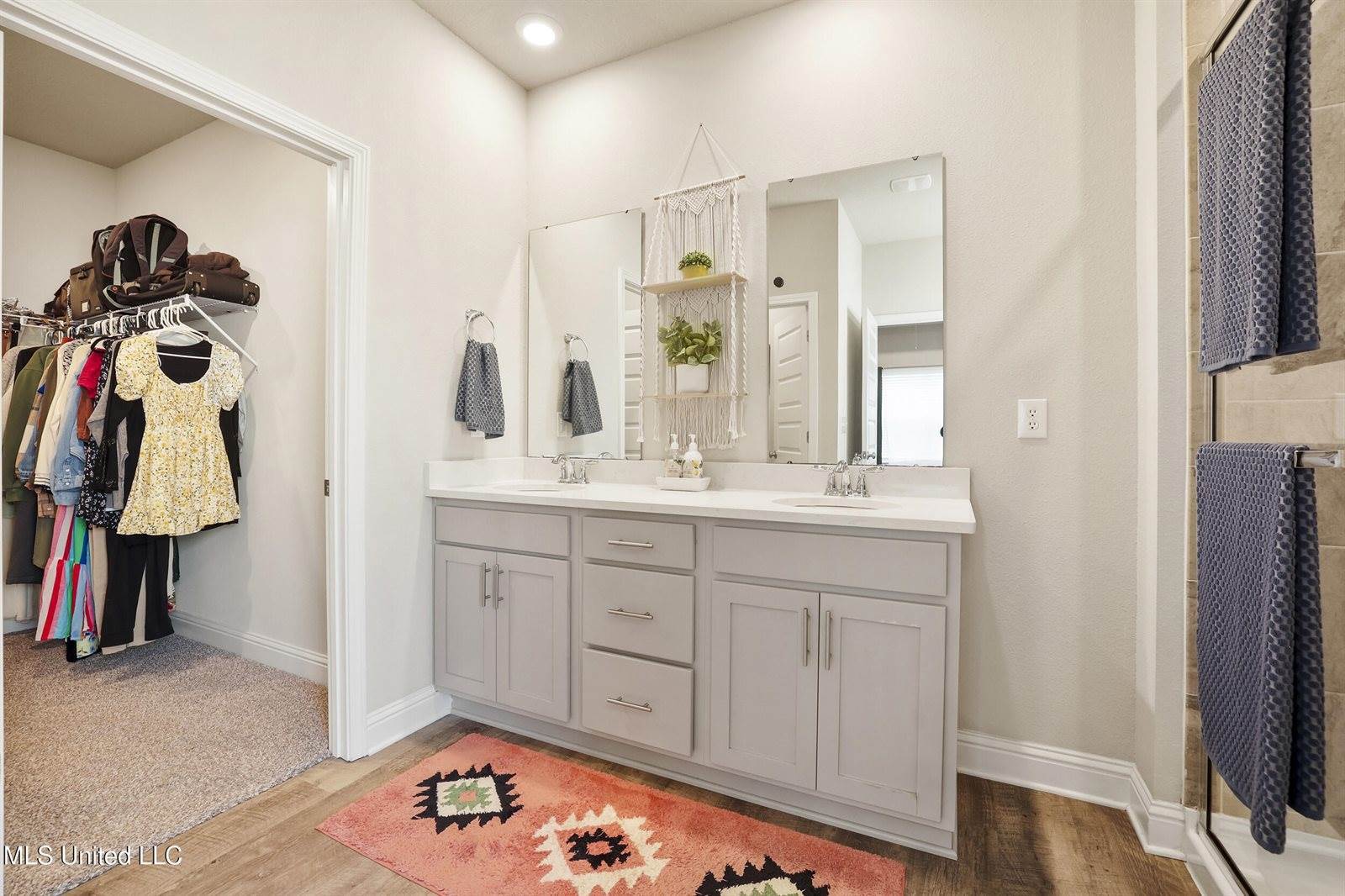 7380 Shearwater Way, Ocean Springs, MS 39564