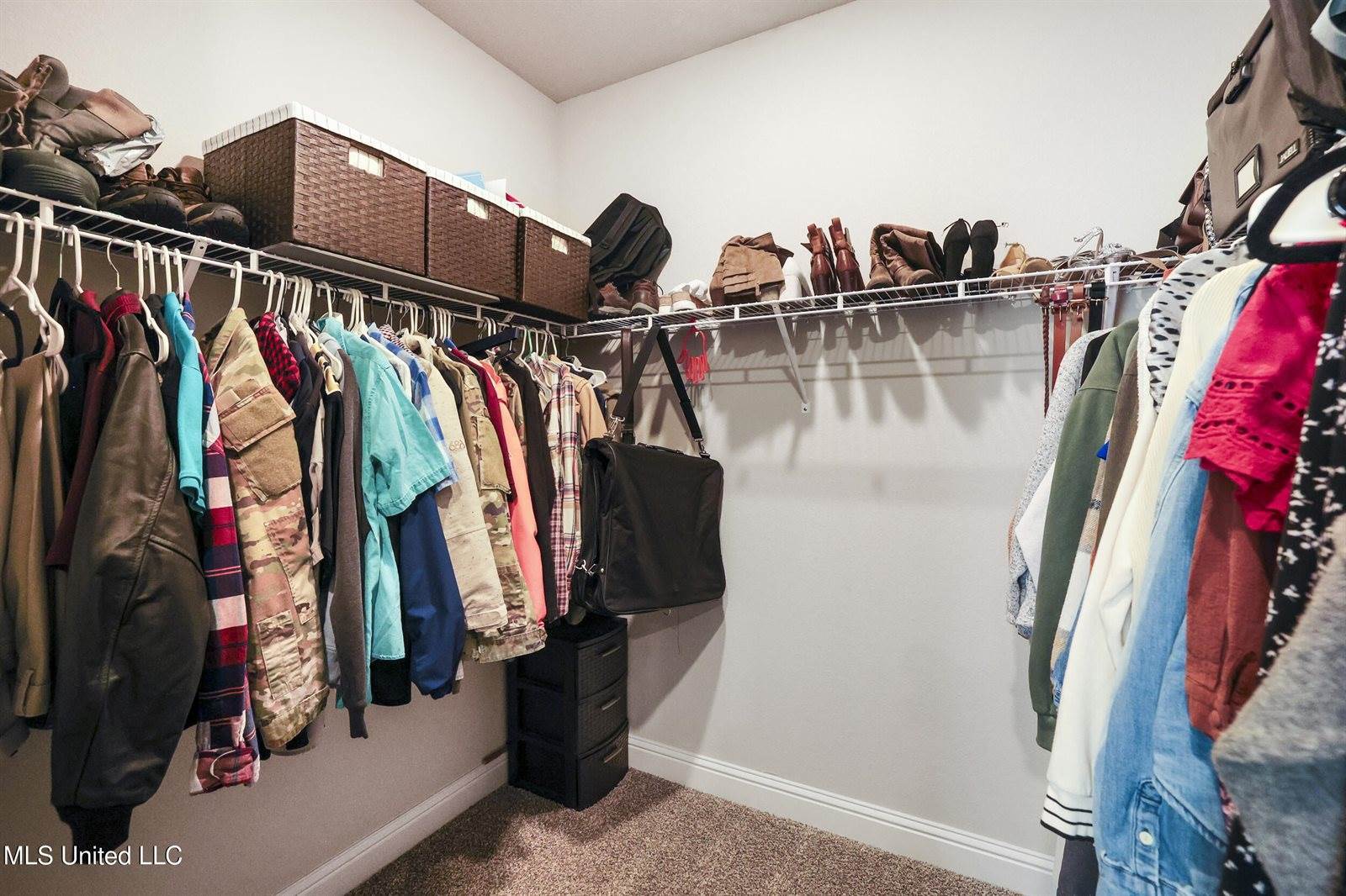 7380 Shearwater Way, Ocean Springs, MS 39564