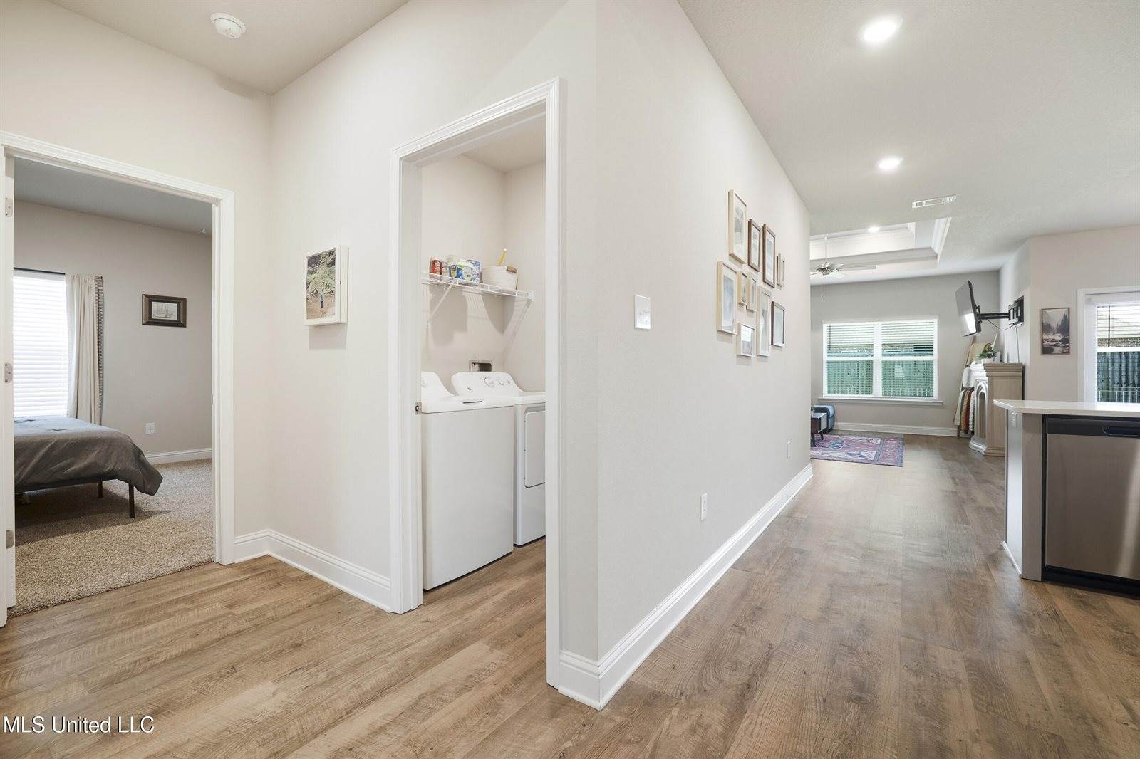 7380 Shearwater Way, Ocean Springs, MS 39564