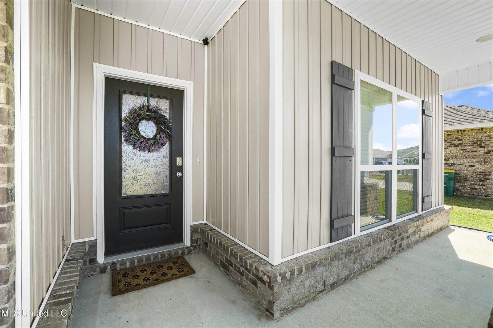 7380 Shearwater Way, Ocean Springs, MS 39564