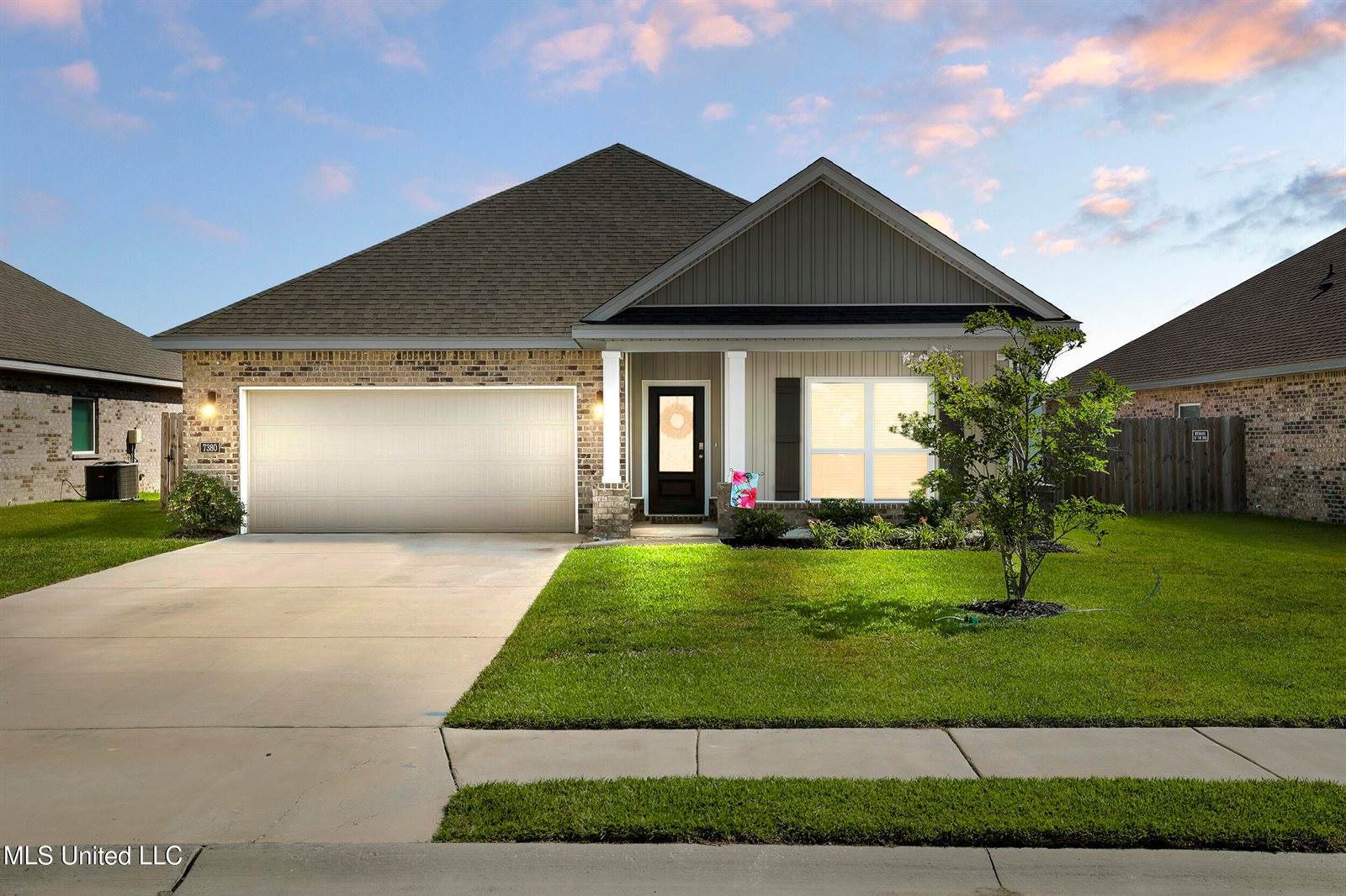 7380 Shearwater Way, Ocean Springs, MS 39564