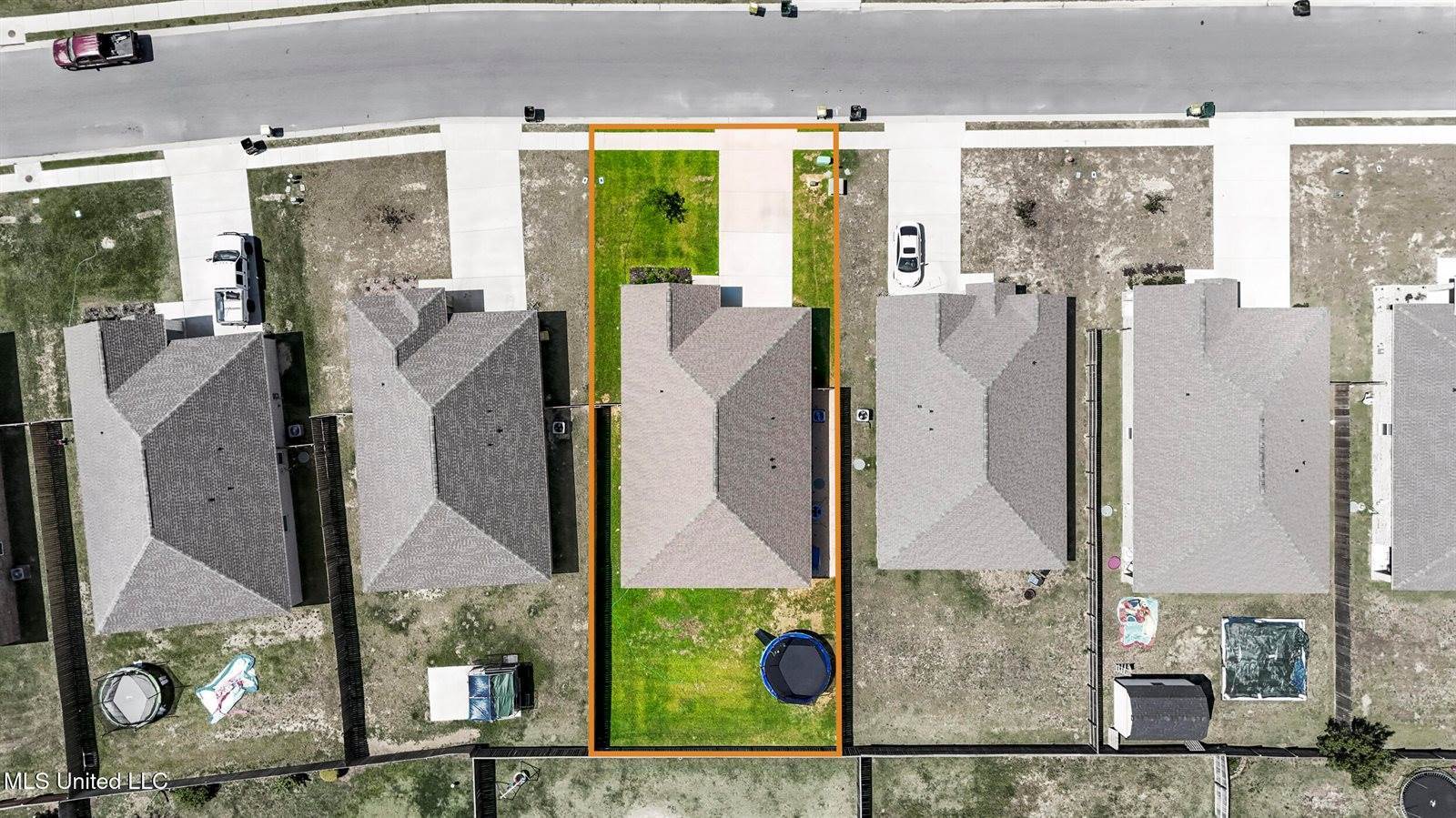 7380 Shearwater Way, Ocean Springs, MS 39564