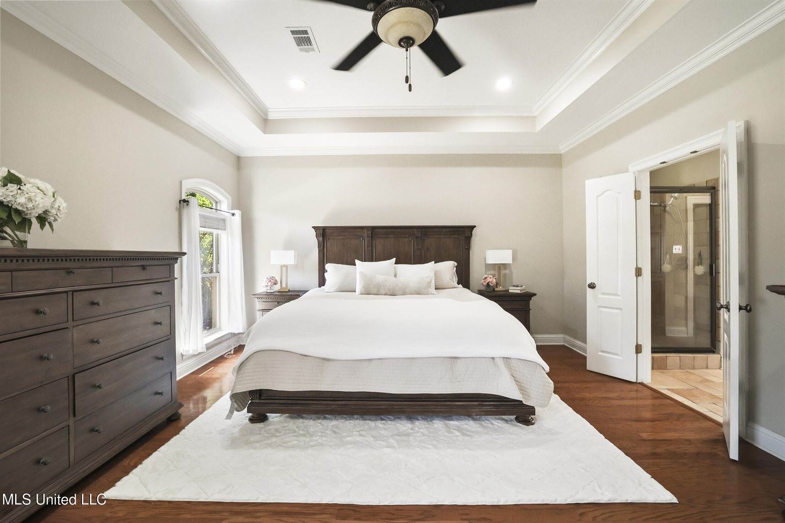 1914 Shelby Lane, Ocean Springs, MS 39564