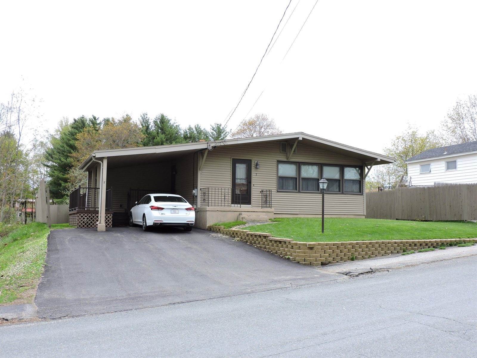 7 Sixth Avenue, Augusta, ME 04330