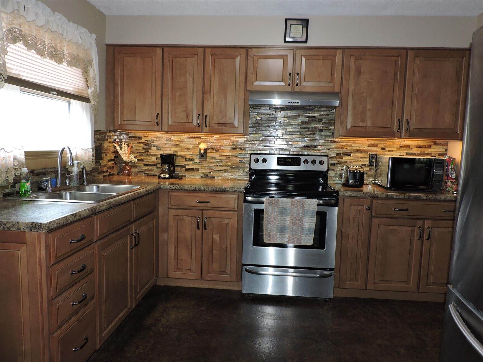 7 Sixth Avenue, Augusta, ME 04330