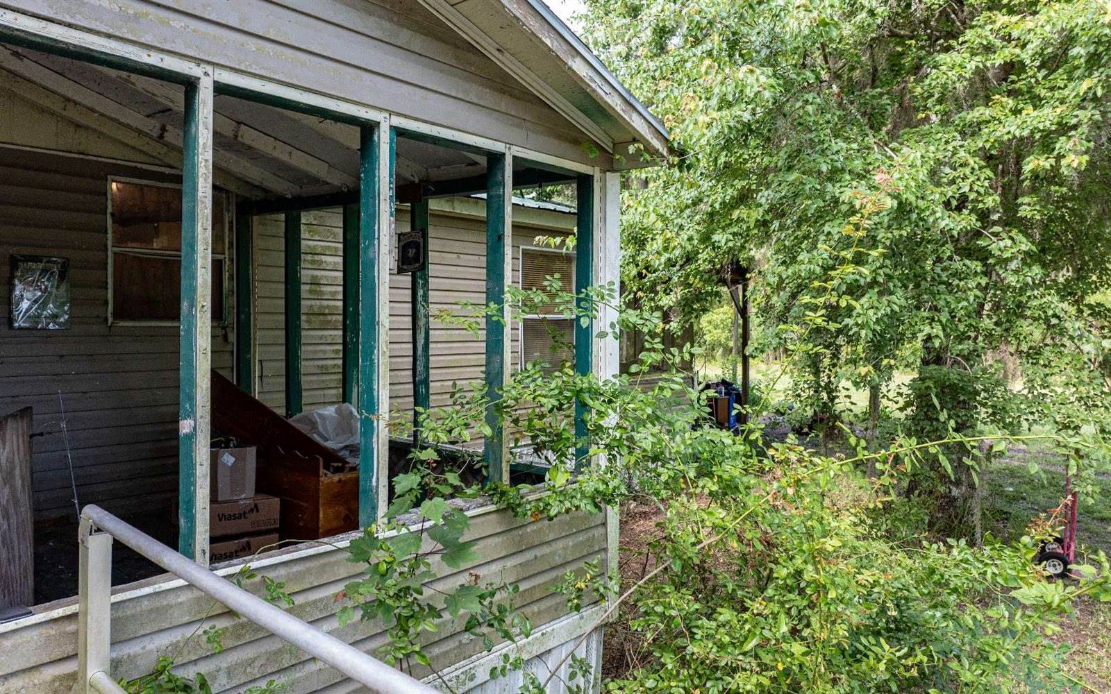 1216 SE Myrtis Road, Lake City, FL 32024