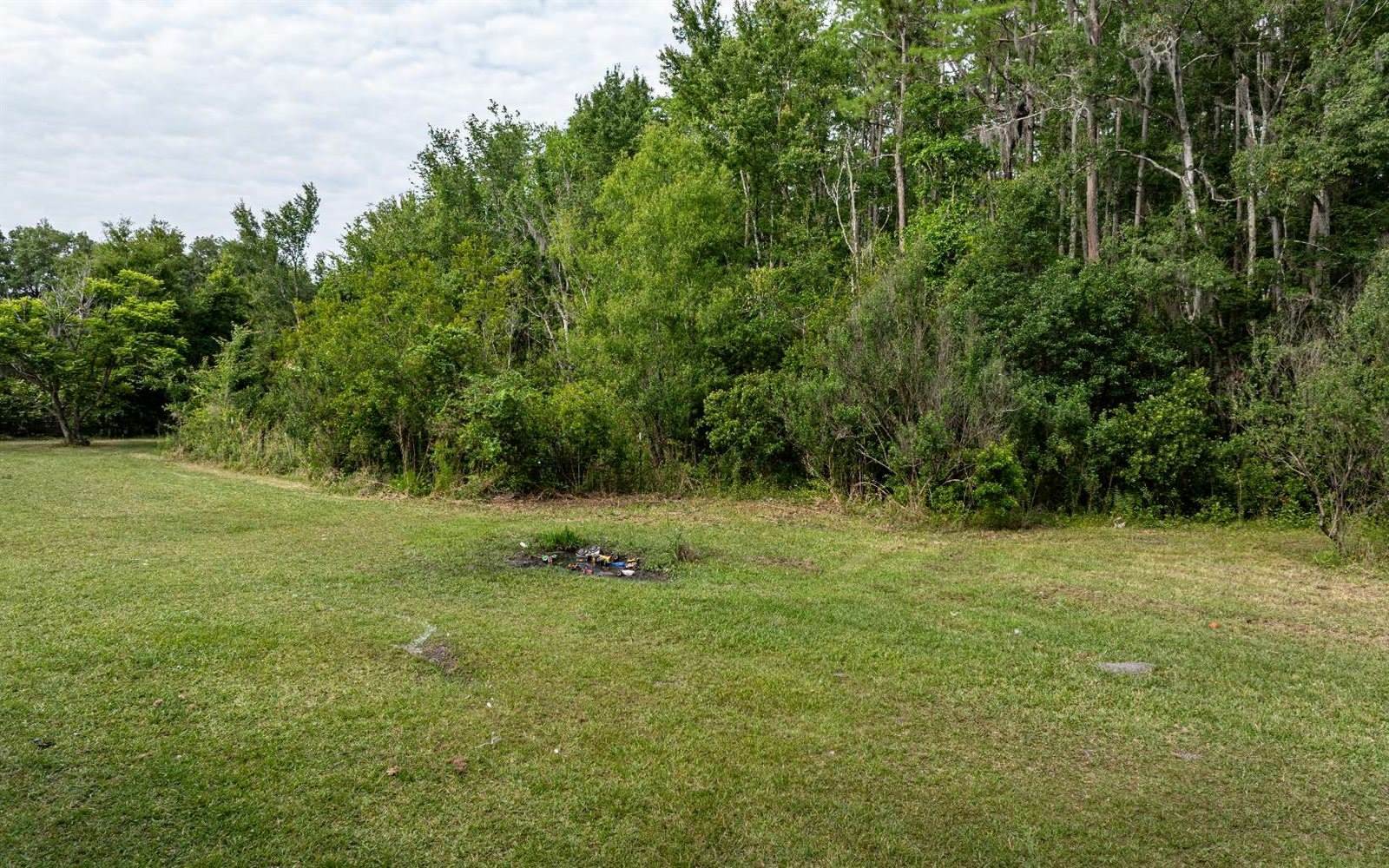 1216 SE Myrtis Road, Lake City, FL 32024