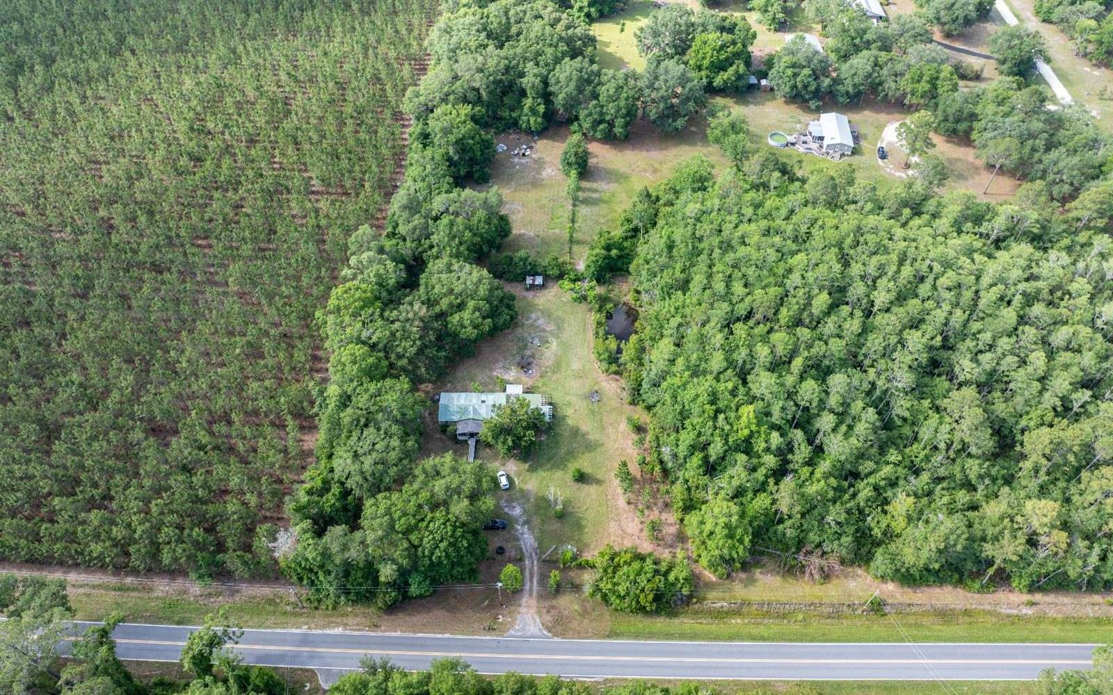 1216 SE Myrtis Road, Lake City, FL 32024