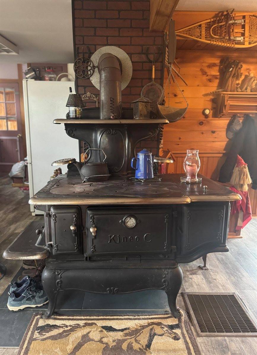 7 Howard Siding Lane, Abbot, ME 04406