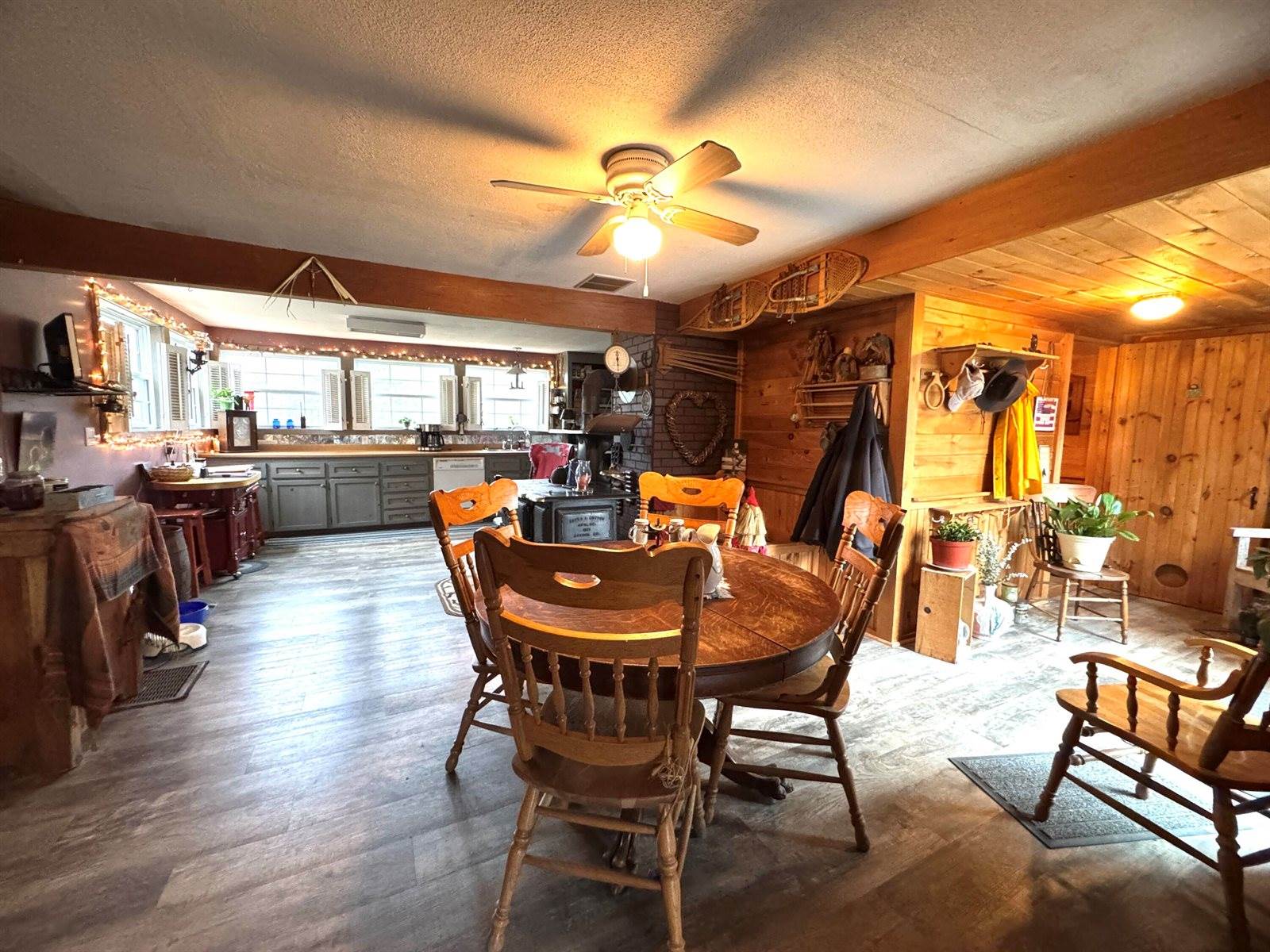 7 Howard Siding Lane, Abbot, ME 04406