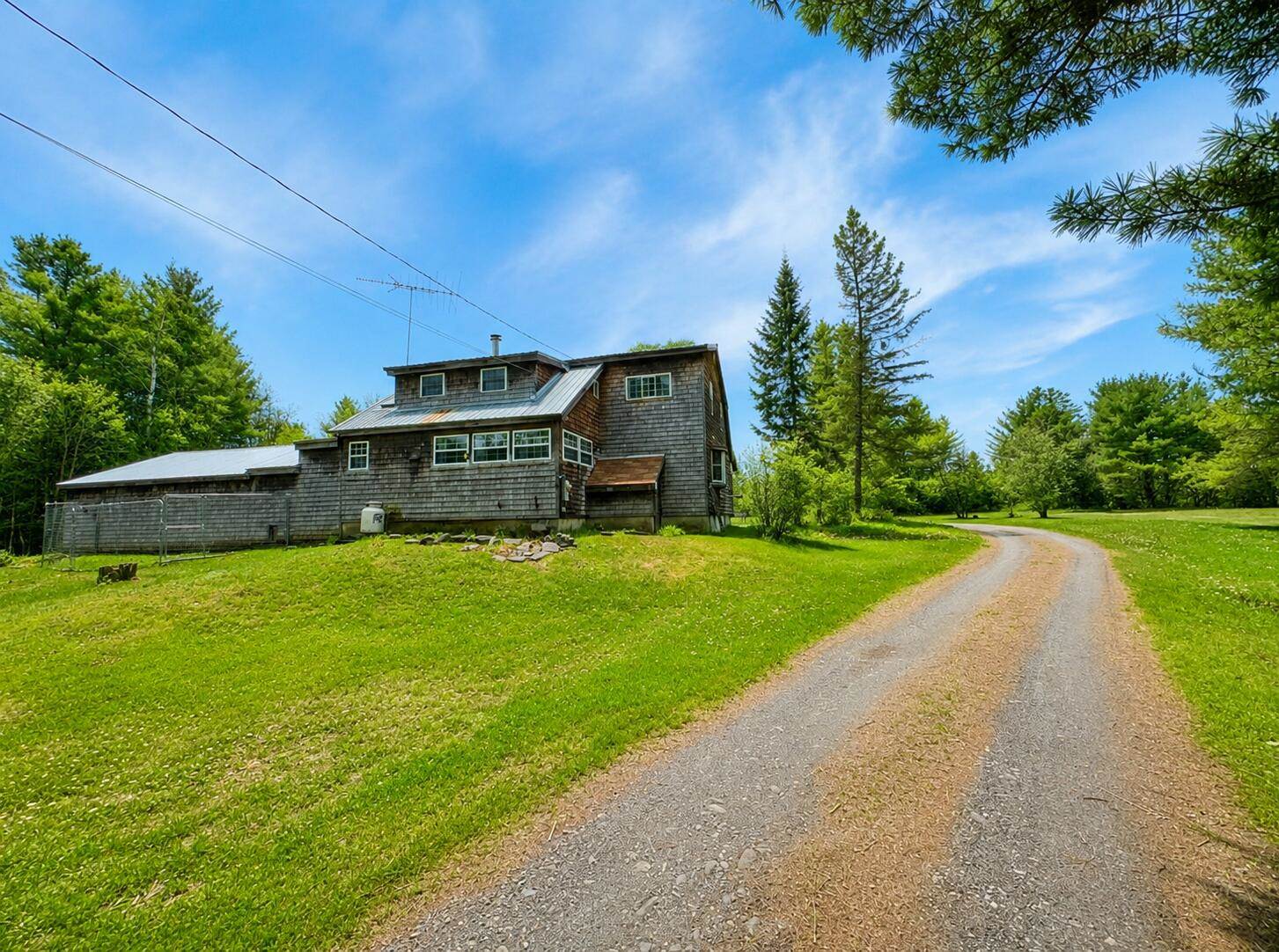 7 Howard Siding Lane, Abbot, ME 04406