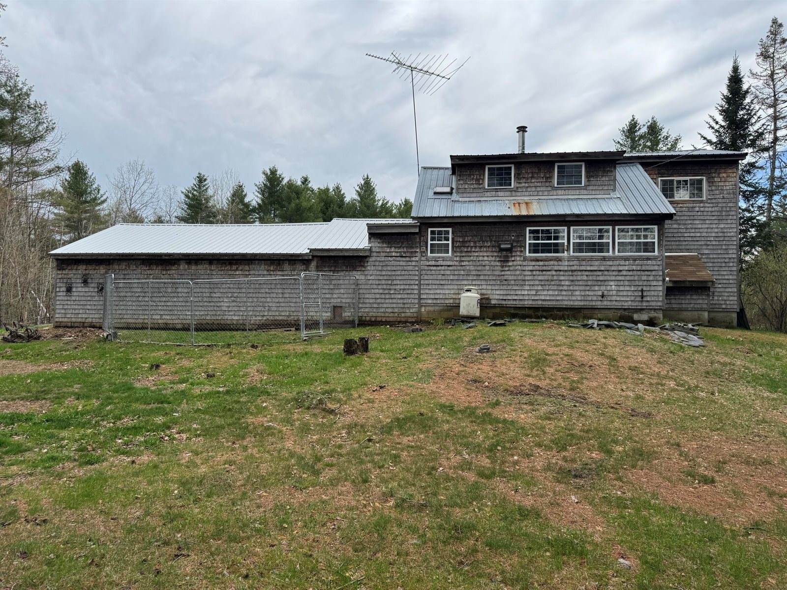 7 Howard Siding Lane, Abbot, ME 04406