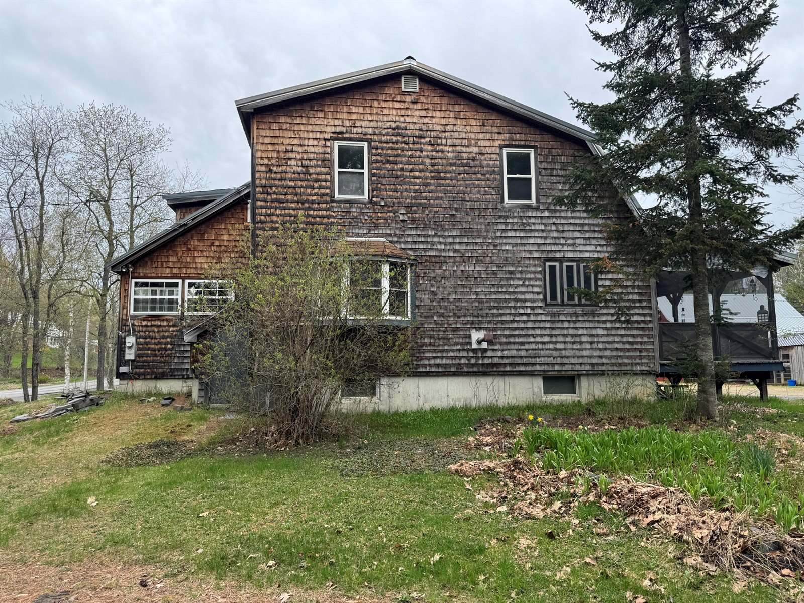 7 Howard Siding Lane, Abbot, ME 04406