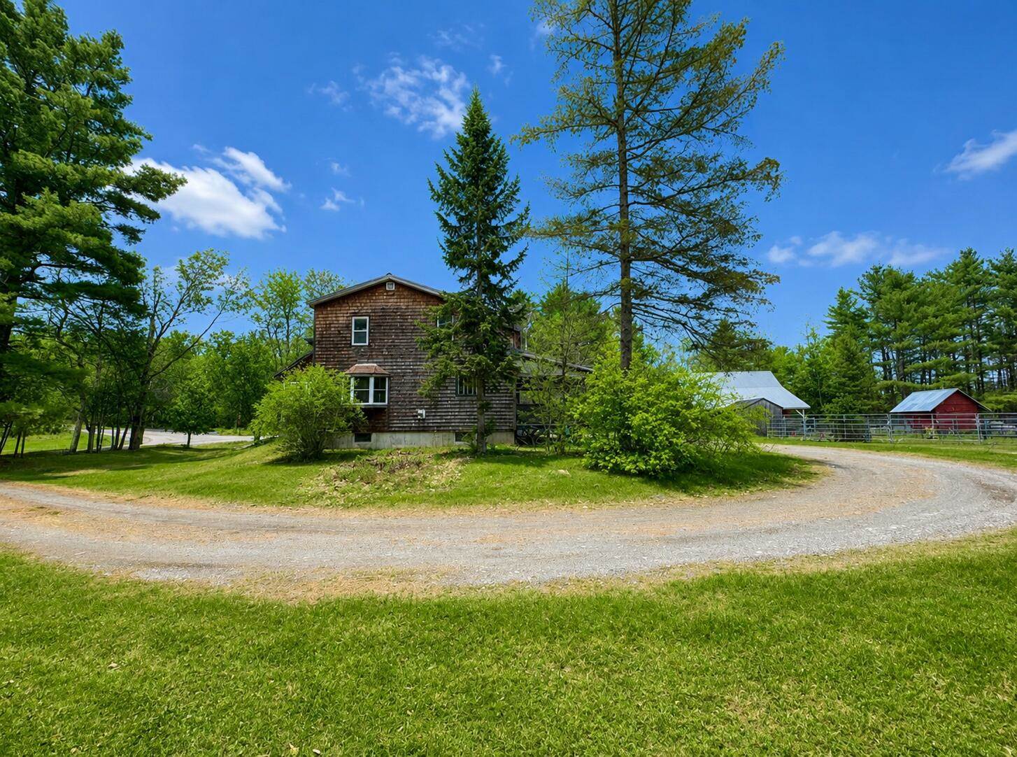 7 Howard Siding Lane, Abbot, ME 04406
