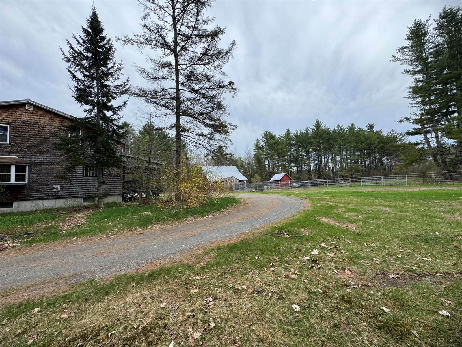 7 Howard Siding Lane, Abbot, ME 04406