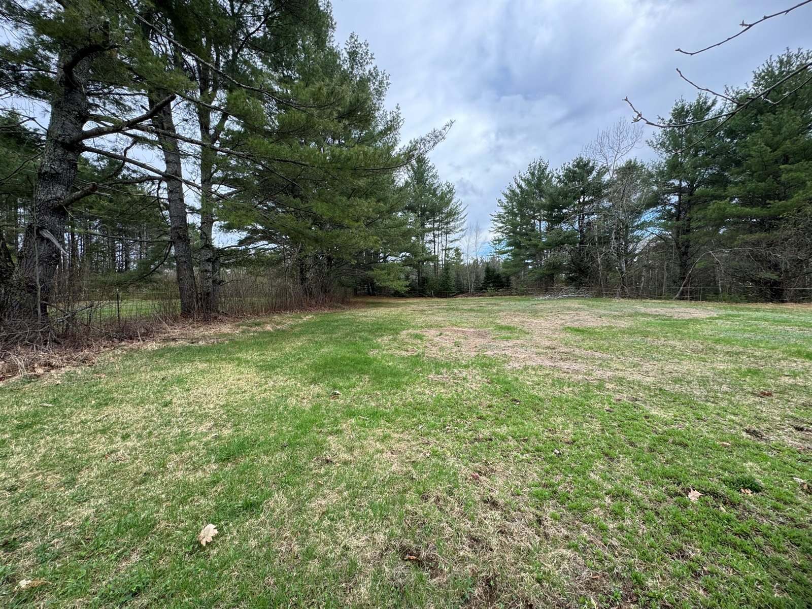 7 Howard Siding Lane, Abbot, ME 04406