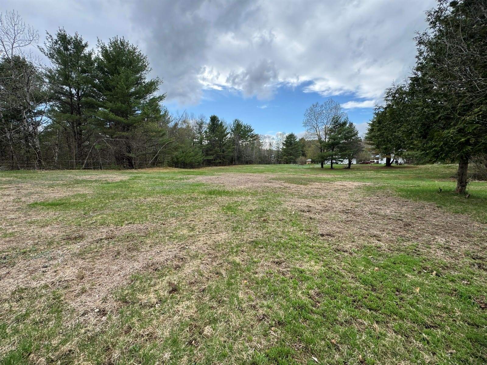 7 Howard Siding Lane, Abbot, ME 04406