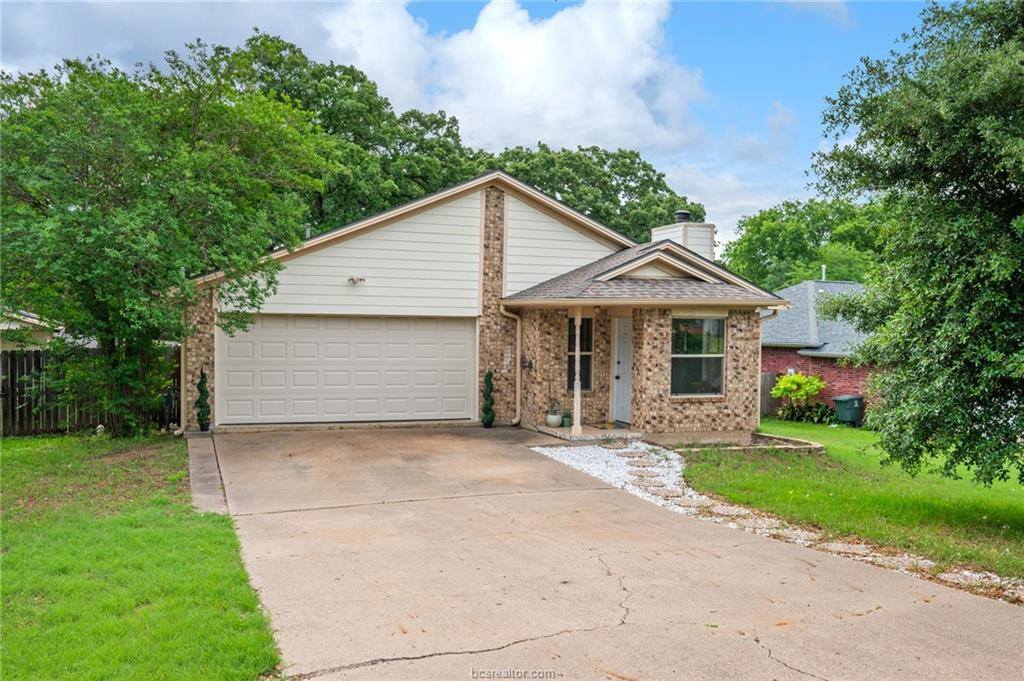 2503 Westwood Main Drive, Bryan, TX 77807